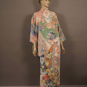 Hand painted silk vintage kimono, beautiful